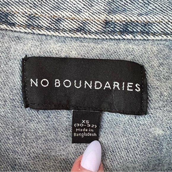 No Boundaries Y2K Acid Washed Denim Shirt Jacket Size XS - Picture 13 of 13